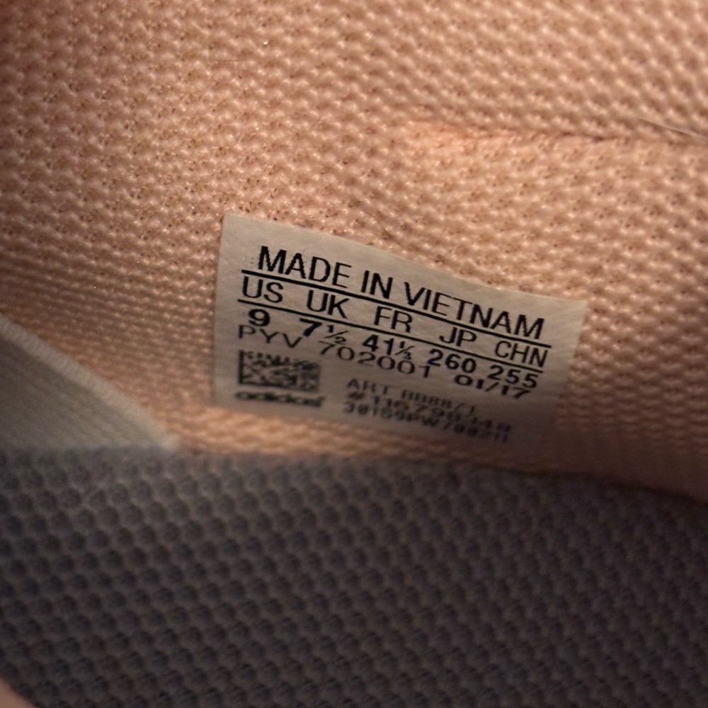 adidas Pink and Black Athletic Shoes - Picture 4 of 6